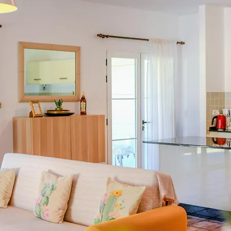 Fedelian 2 Playa Blanca (Lanzarote)